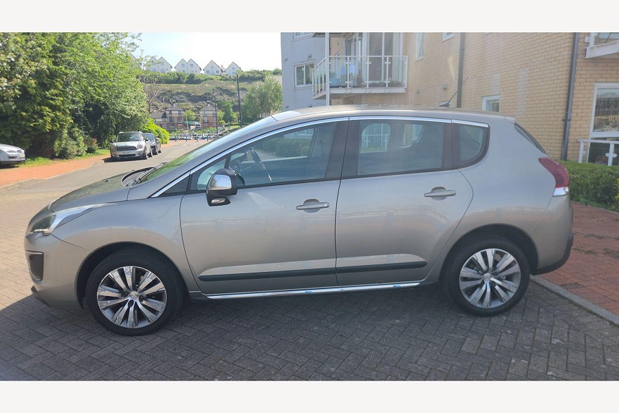 2016 Peugeot 3008 photo 10