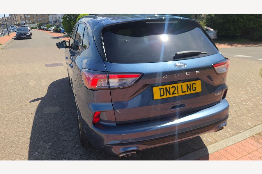 2021 Ford Kuga photo 12