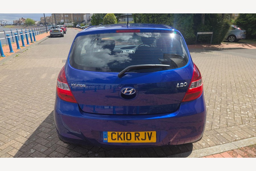 2010 Hyundai i20 photo 10