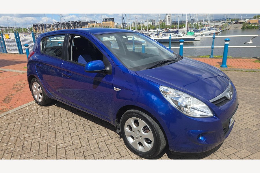 2010 Hyundai i20 photo 3