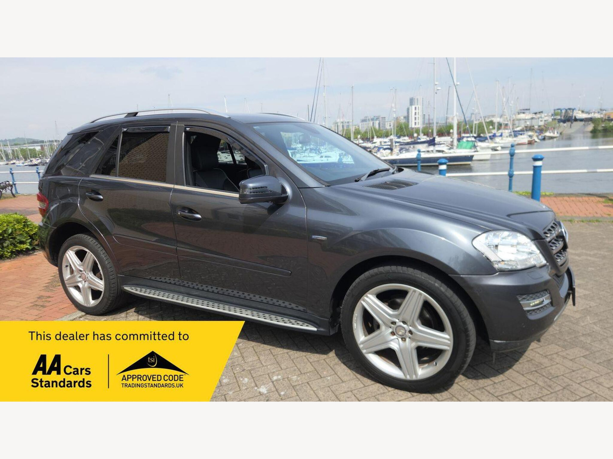 2011 Mercedes-Benz M Class 3.0 ML300 CDI V6 BlueEfficiency Grand Edition G-Tronic 4WD Euro 5 5dr for sale at JRP Automotive