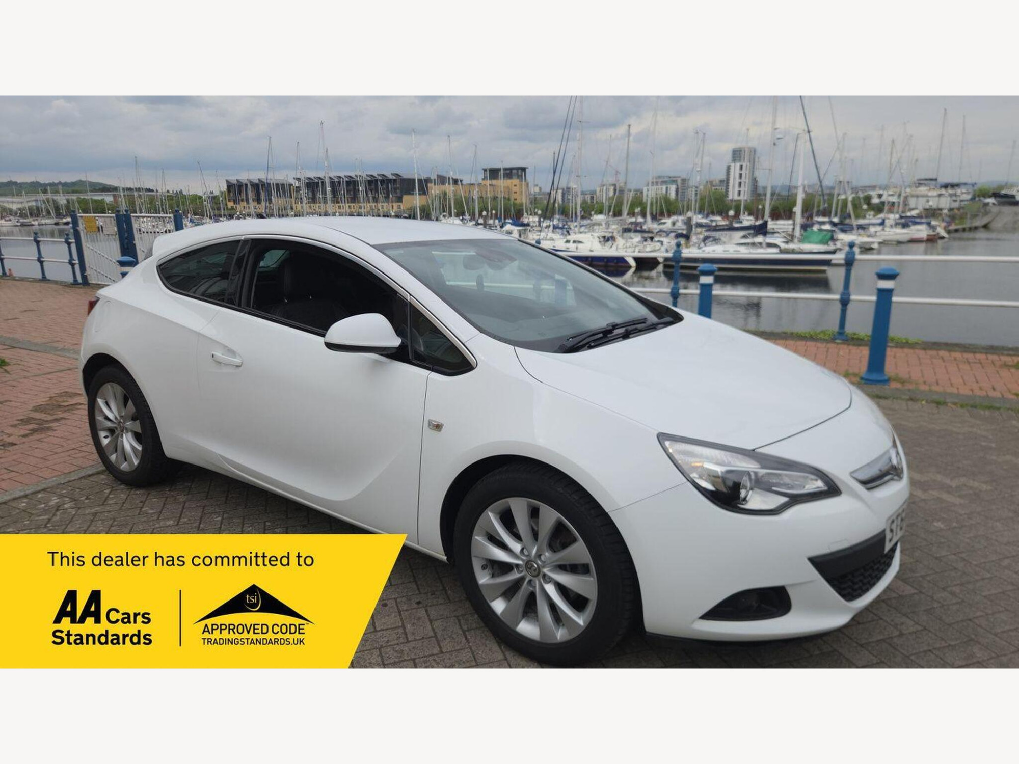 2014 Vauxhall Astra GTC 1.4T SRi Euro 5 (s/s) 3dr for sale at JRP Automotive