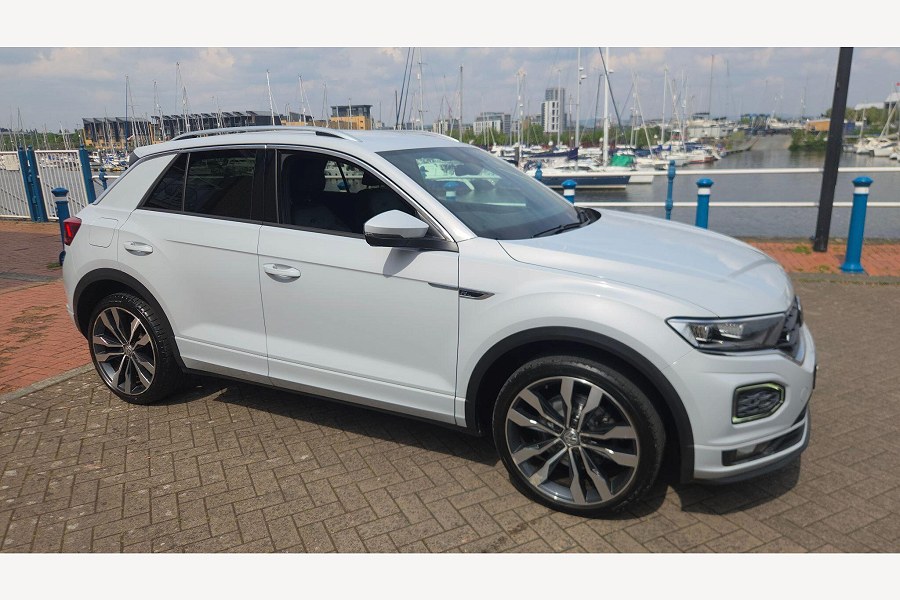 Volkswagen T-Roc photo 2