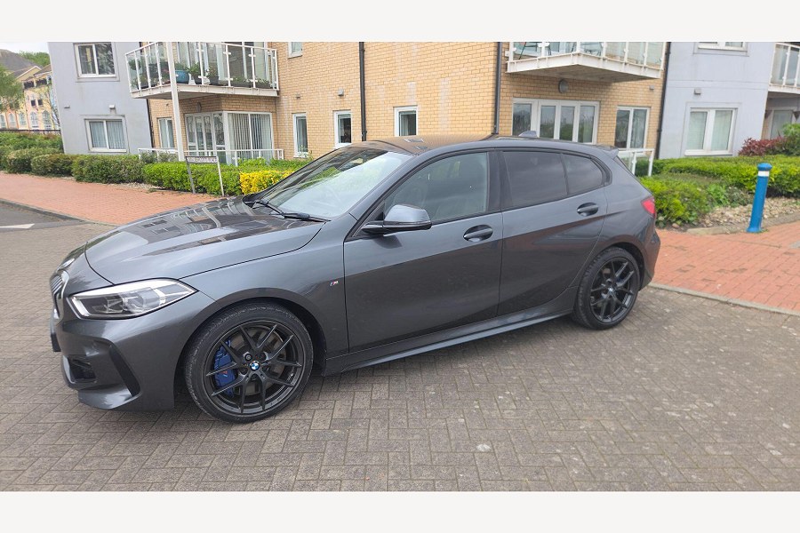 2020 BMW 1 Series photo 8