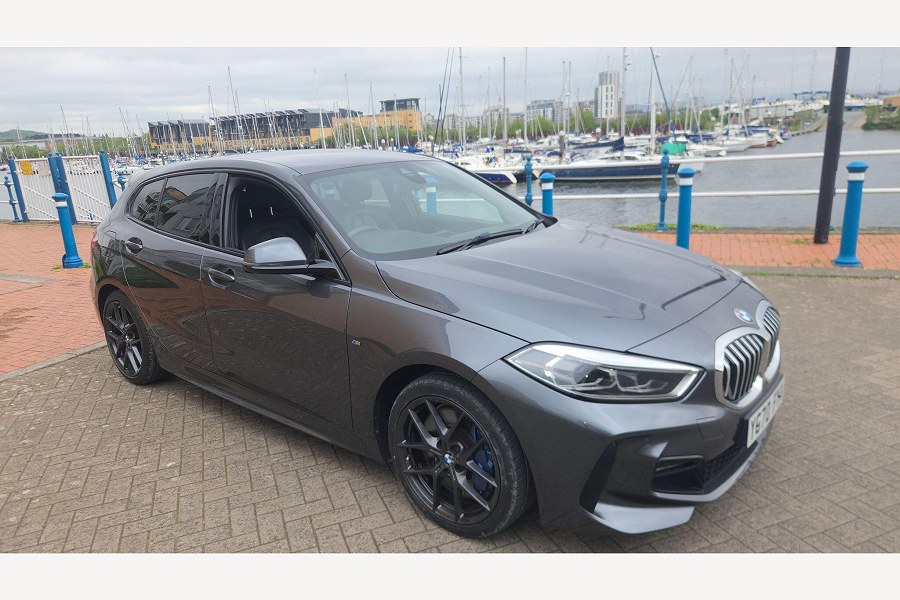 2020 BMW 1 Series photo 3