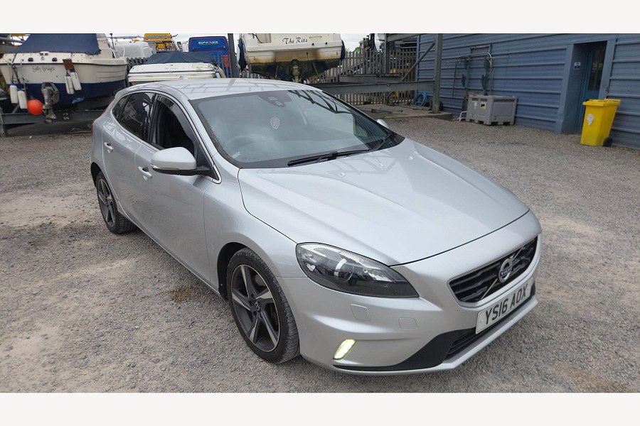 2016 Volvo V40 photo 3