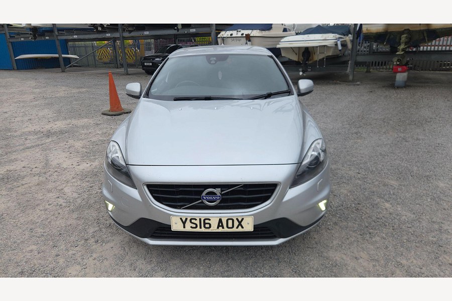 2016 Volvo V40 photo 4