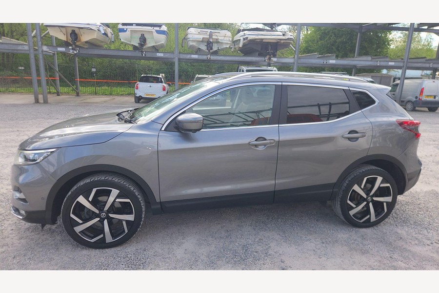 2020 Nissan Qashqai photo 6