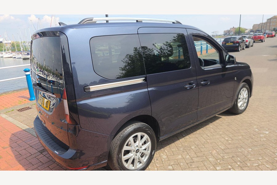 2022 Ford Tourneo Connect photo 11