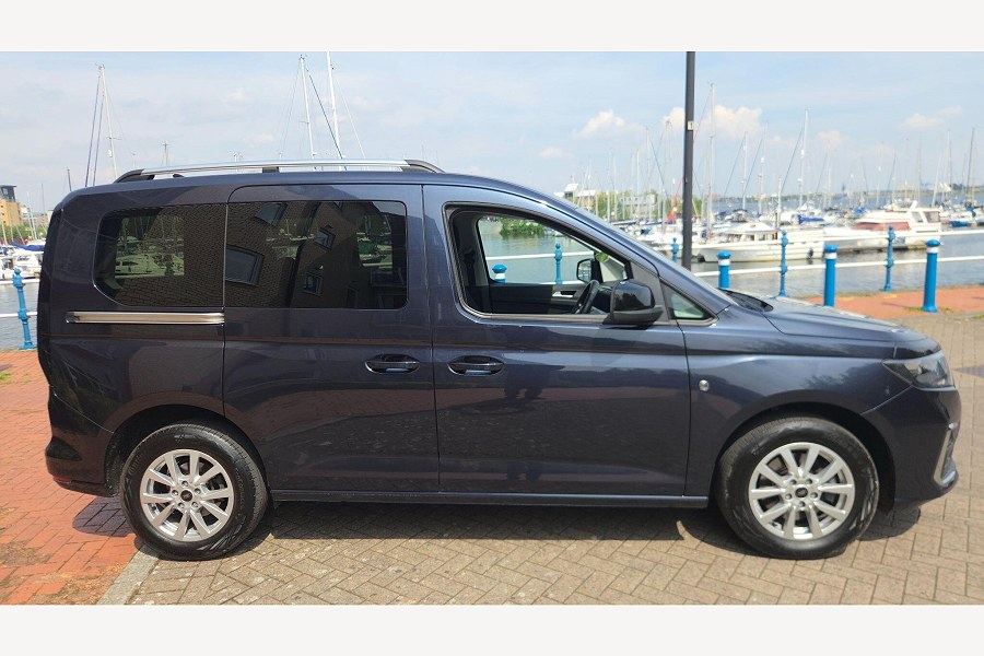 2022 Ford Tourneo Connect photo 10