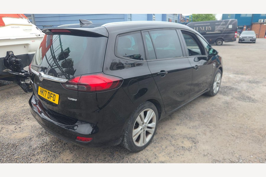 2017 Vauxhall Zafira Tourer photo 13