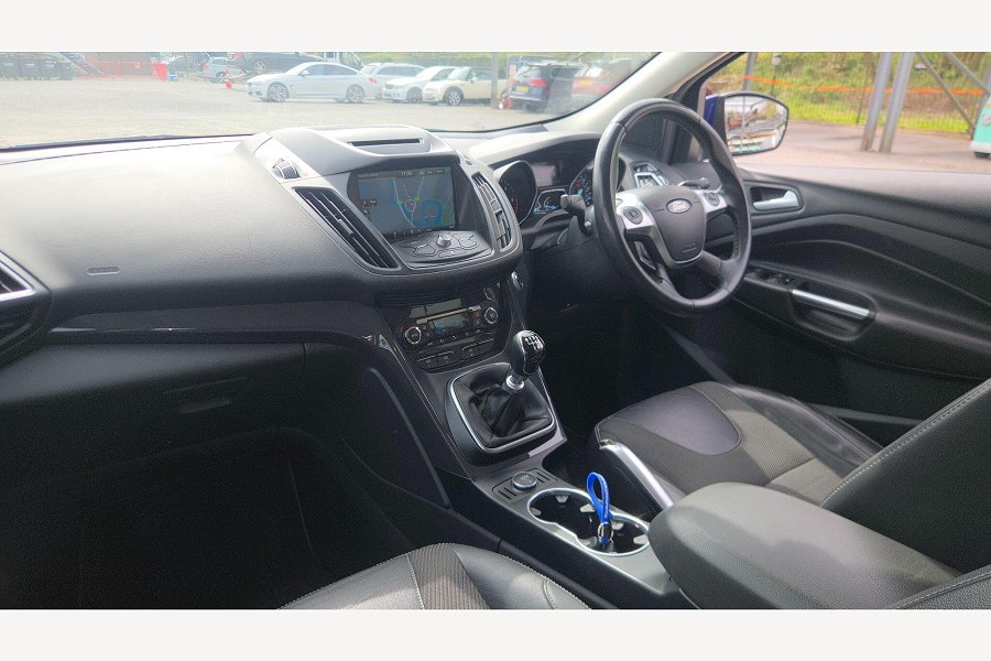2016 Ford Kuga photo 14