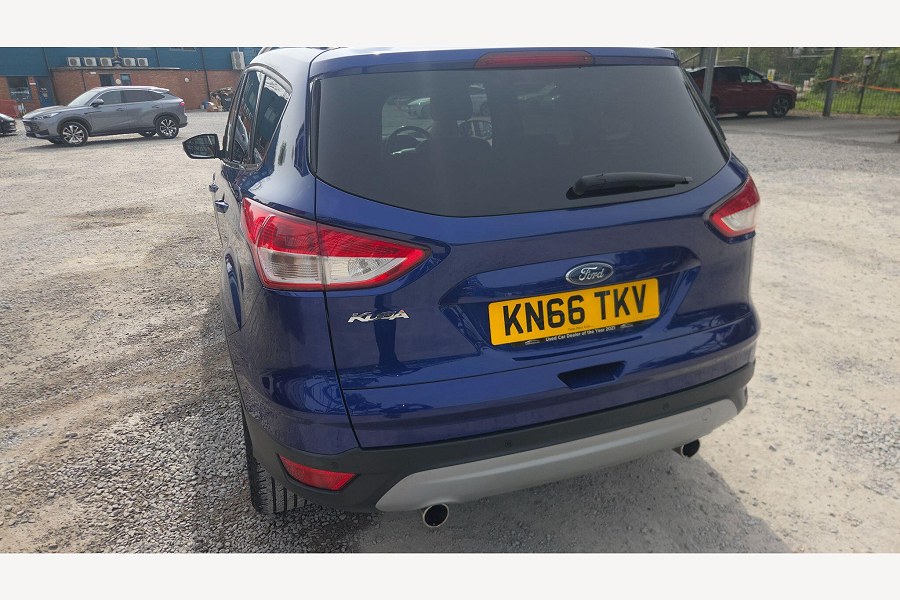 2016 Ford Kuga photo 12