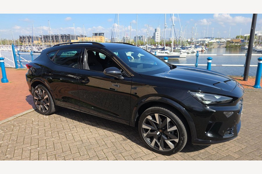 2025 CUPRA Formentor photo 3