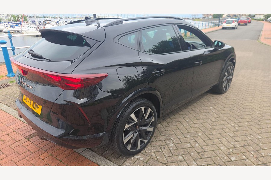 2025 CUPRA Formentor photo 14