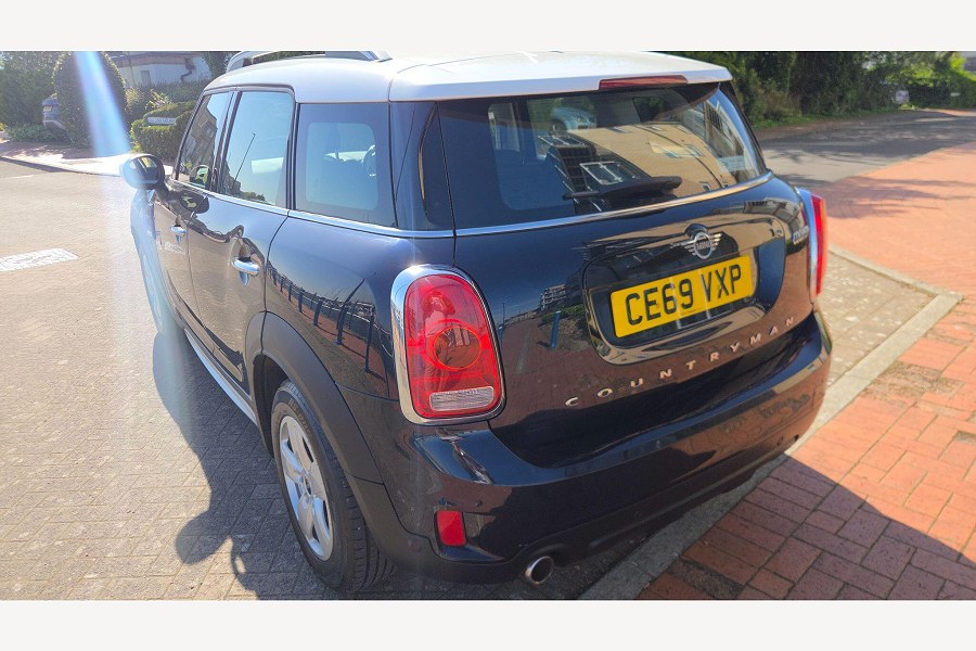 2019 MINI Countryman photo 14