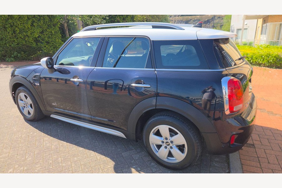 2019 MINI Countryman photo 11