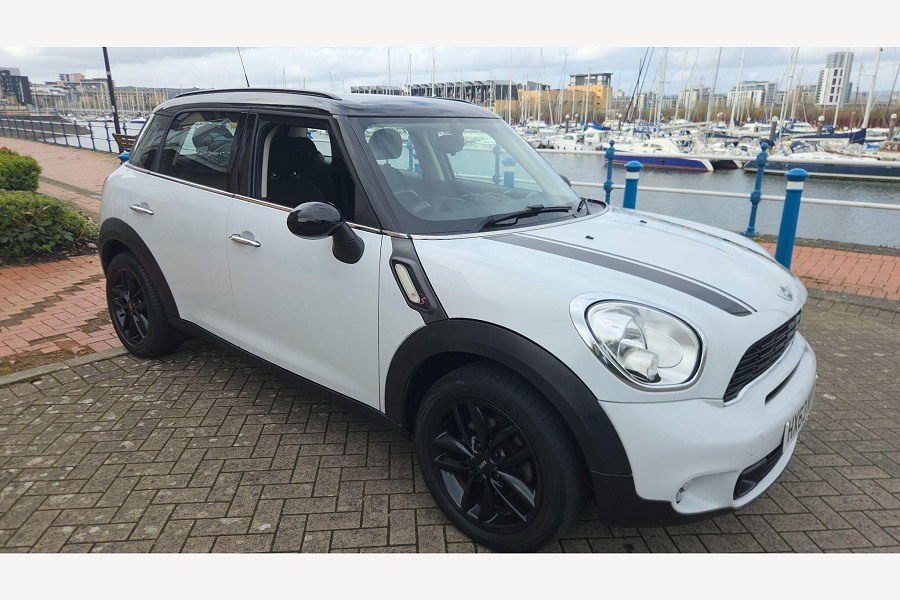 2013 MINI Countryman photo 4