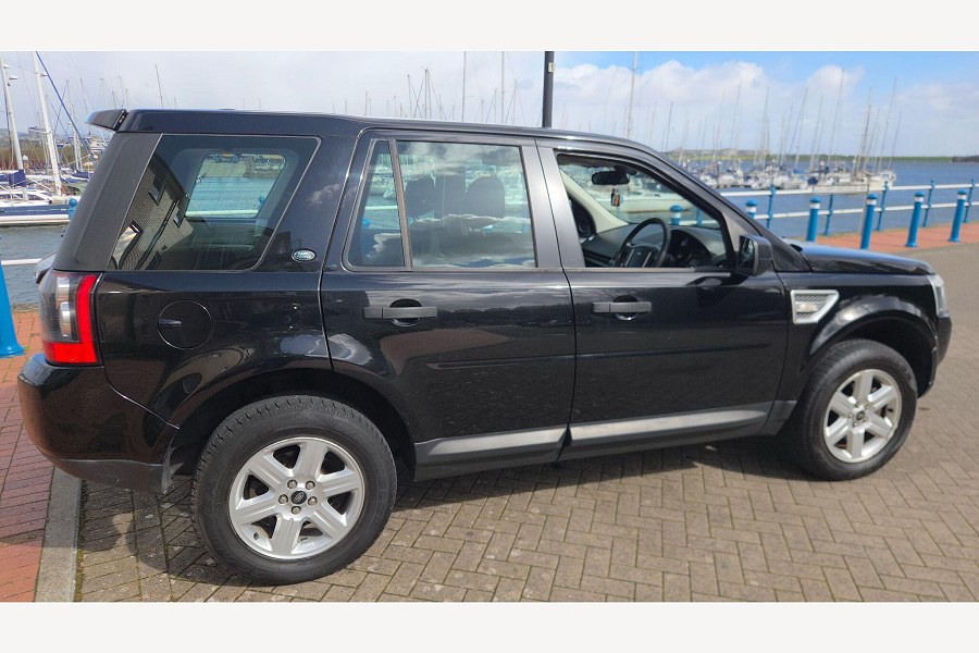 2012 Land Rover Freelander 2 photo 13