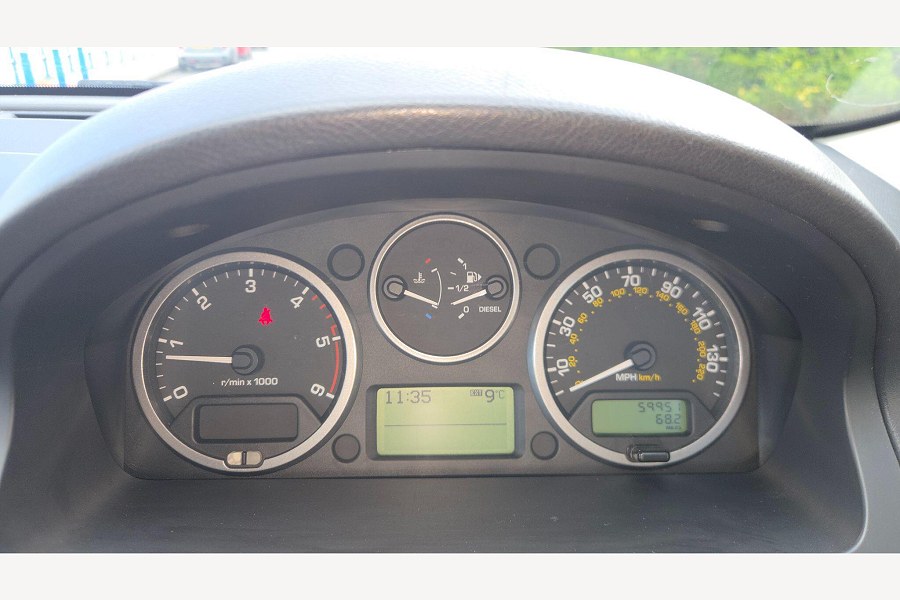 2012 Land Rover Freelander 2 photo 14