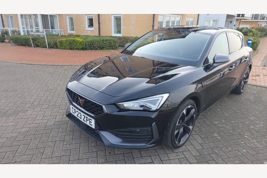 2023 CUPRA Leon photo 7