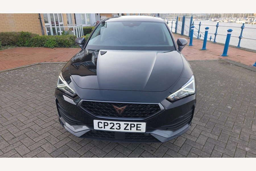 2023 CUPRA Leon photo 6
