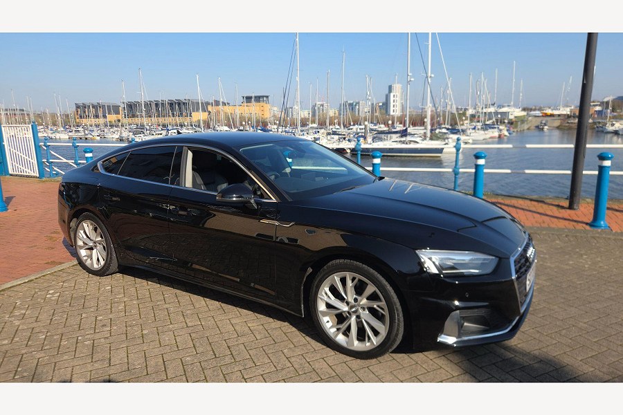 Audi A5 photo 2