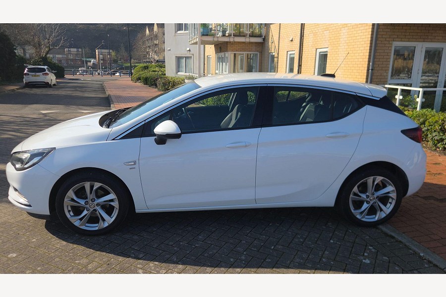 2016 Vauxhall Astra photo 6