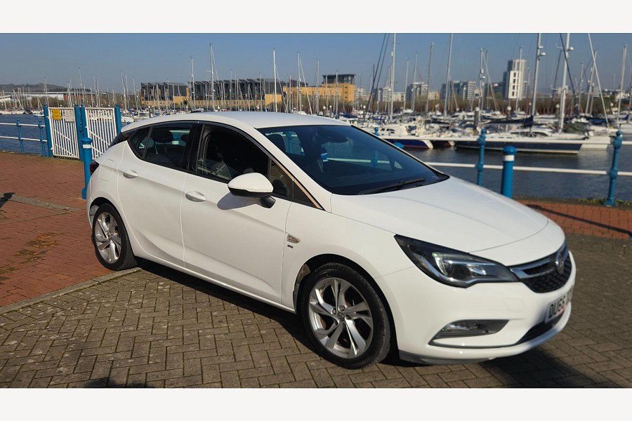 Vauxhall Astra photo 2