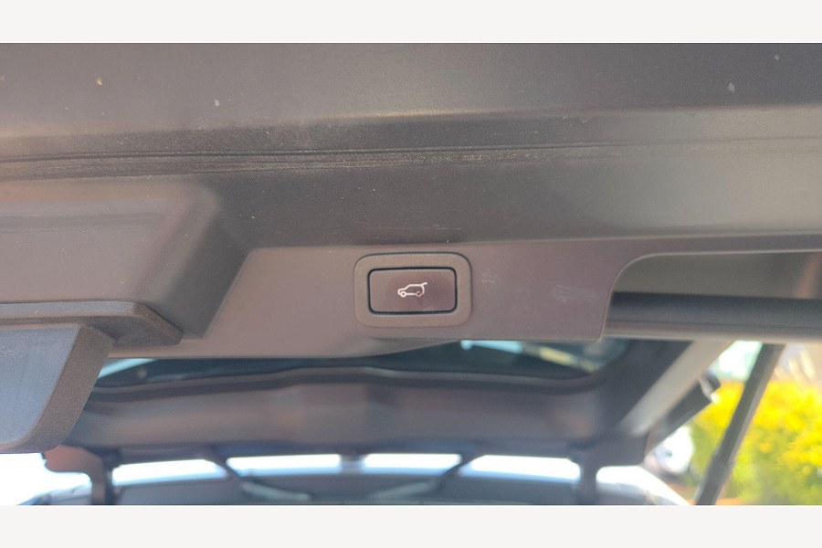 2020 Land Rover Range Rover Sport photo 13