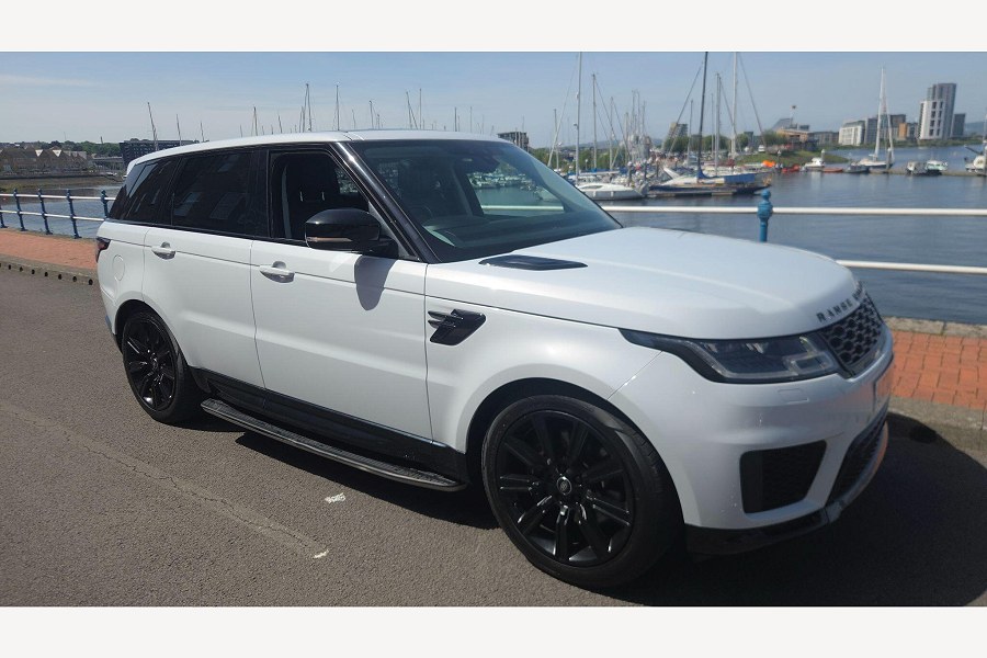 Land Rover Range Rover Sport photo 2