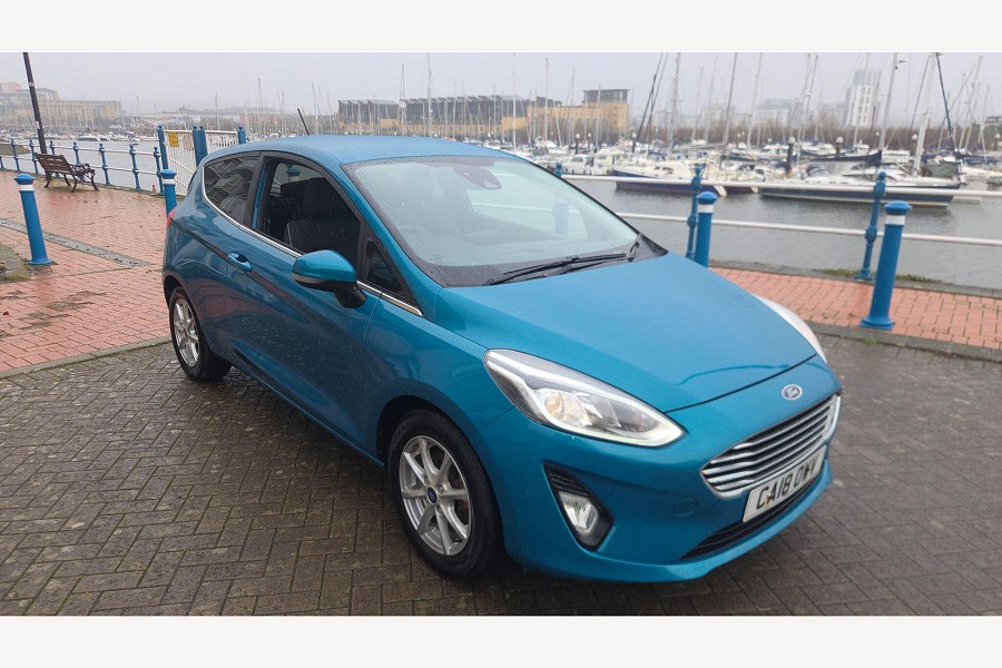 2018 Ford Fiesta photo 4
