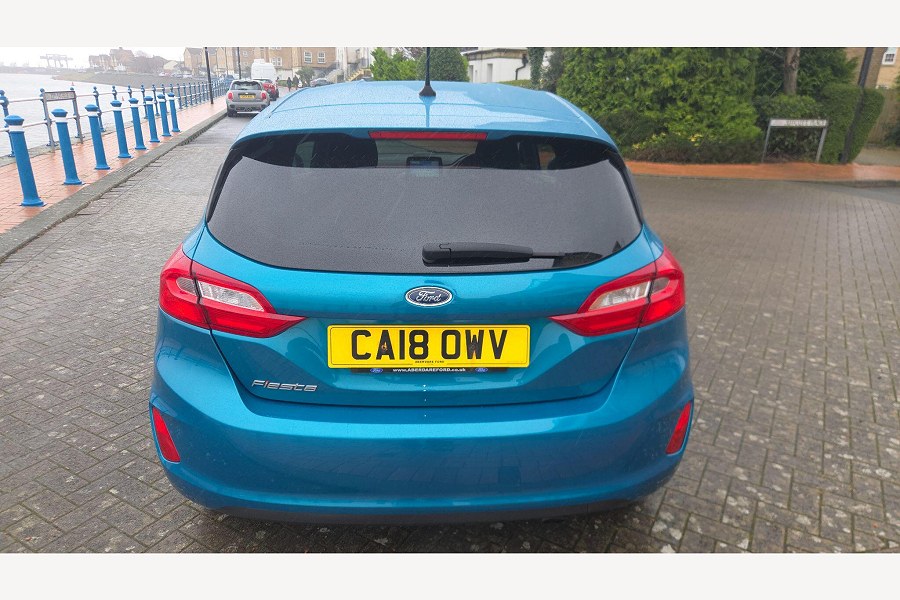 2018 Ford Fiesta photo 10
