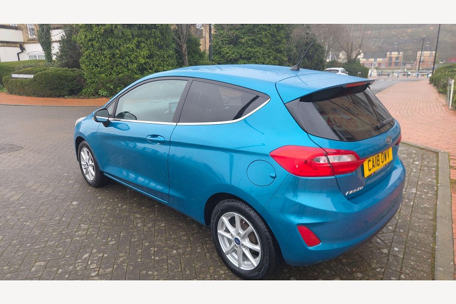 2018 Ford Fiesta photo 8