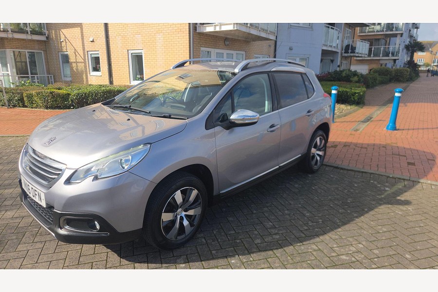 2016 Peugeot 2008 photo 5