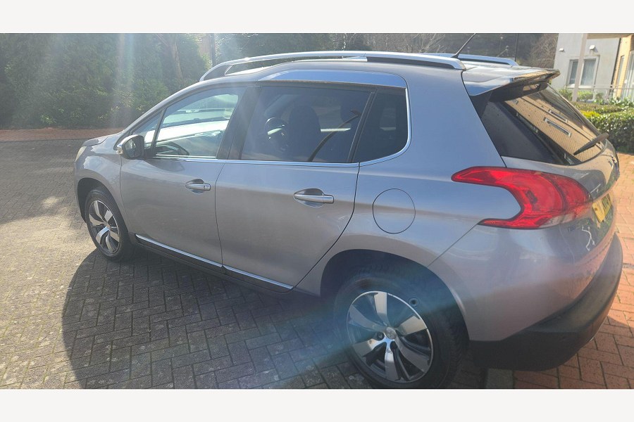 2016 Peugeot 2008 photo 7
