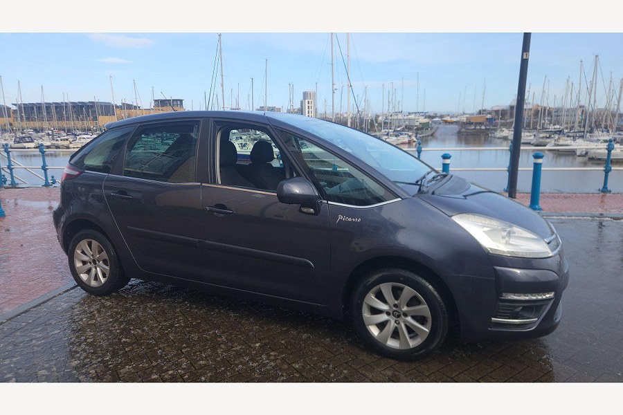 Citroen C4 Picasso photo 2
