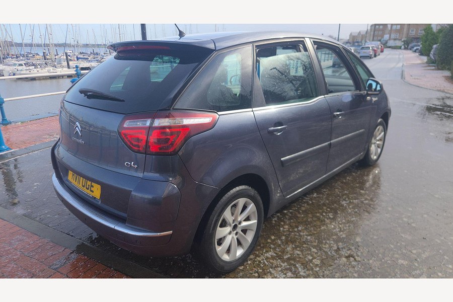 2011 Citroen C4 Picasso photo 14