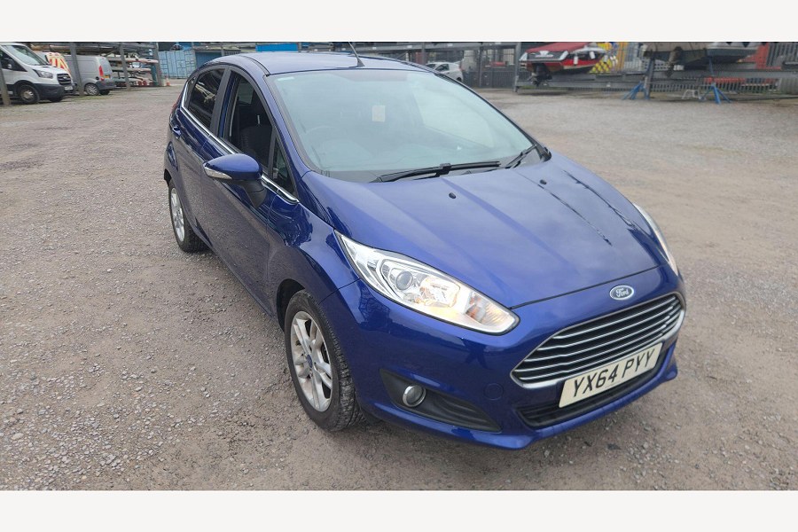 2014 Ford Fiesta photo 3