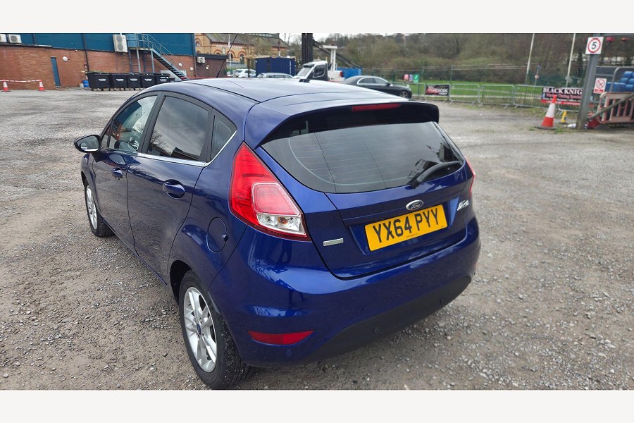 2014 Ford Fiesta photo 10
