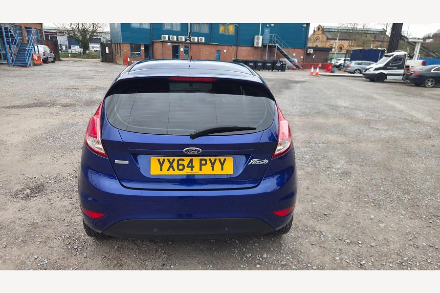 2014 Ford Fiesta photo 11