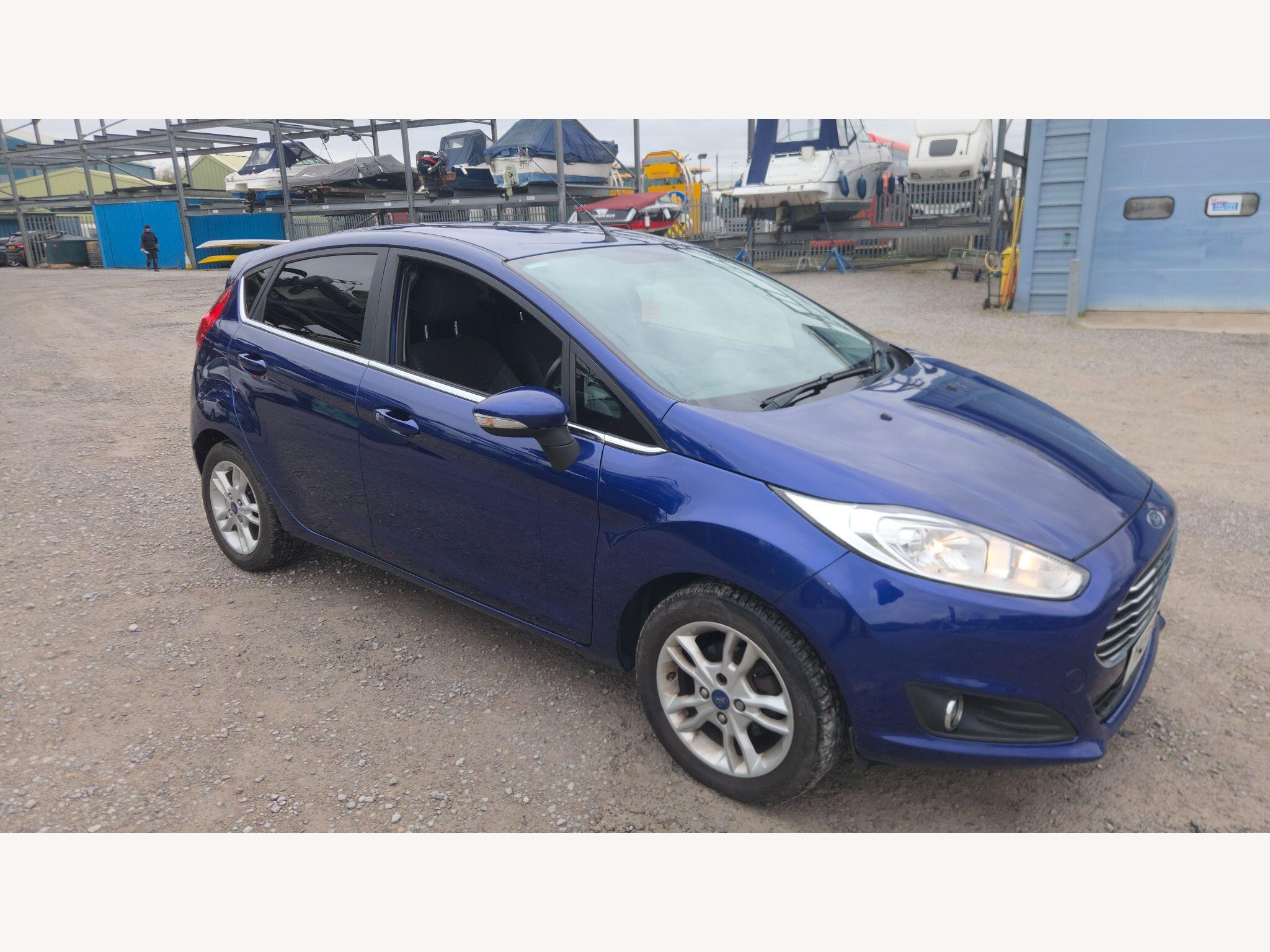 2014 Ford Fiesta 1.0T EcoBoost Zetec Powershift Euro 5 5dr for sale at JRP Automotive