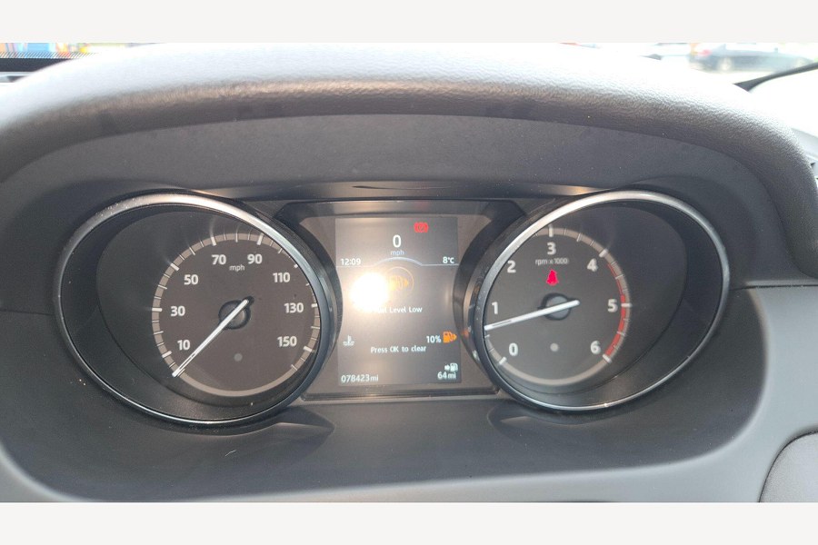 2016 Land Rover Discovery Sport photo 12