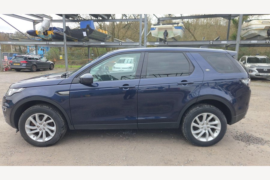 2016 Land Rover Discovery Sport photo 7