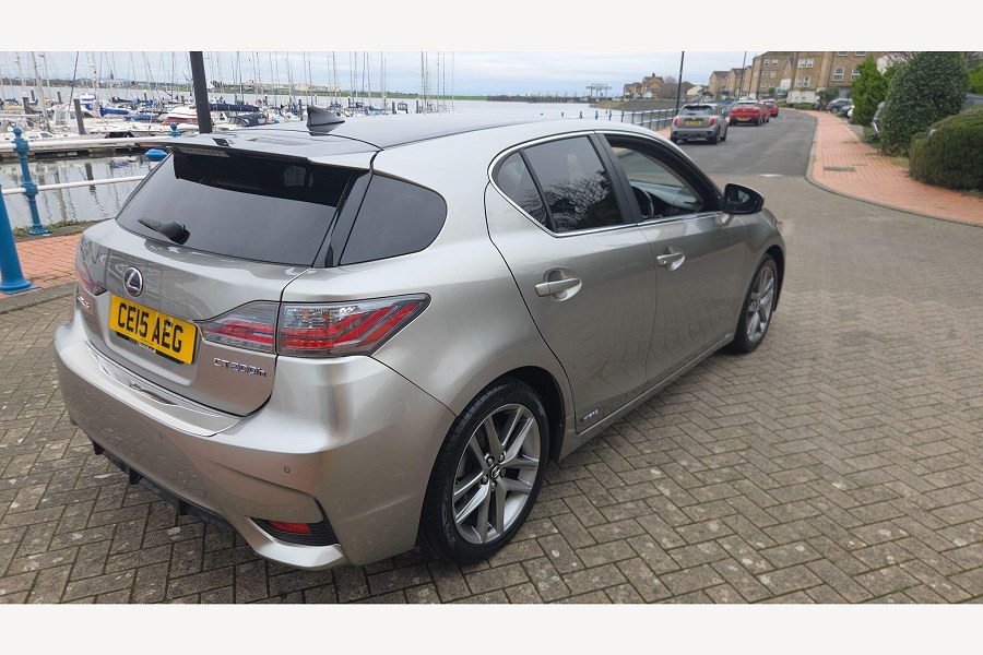 2015 Lexus CT photo 10