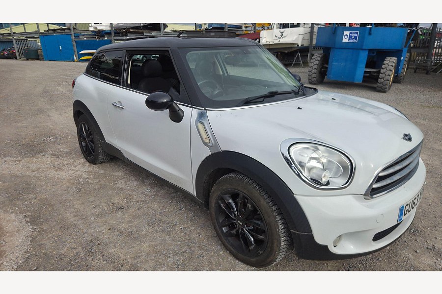 2013 MINI Paceman photo 3