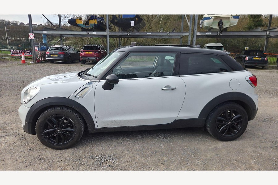 2013 MINI Paceman photo 10