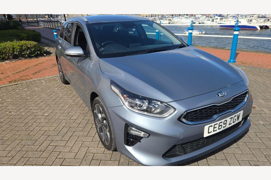 2019 Kia Ceed photo 5