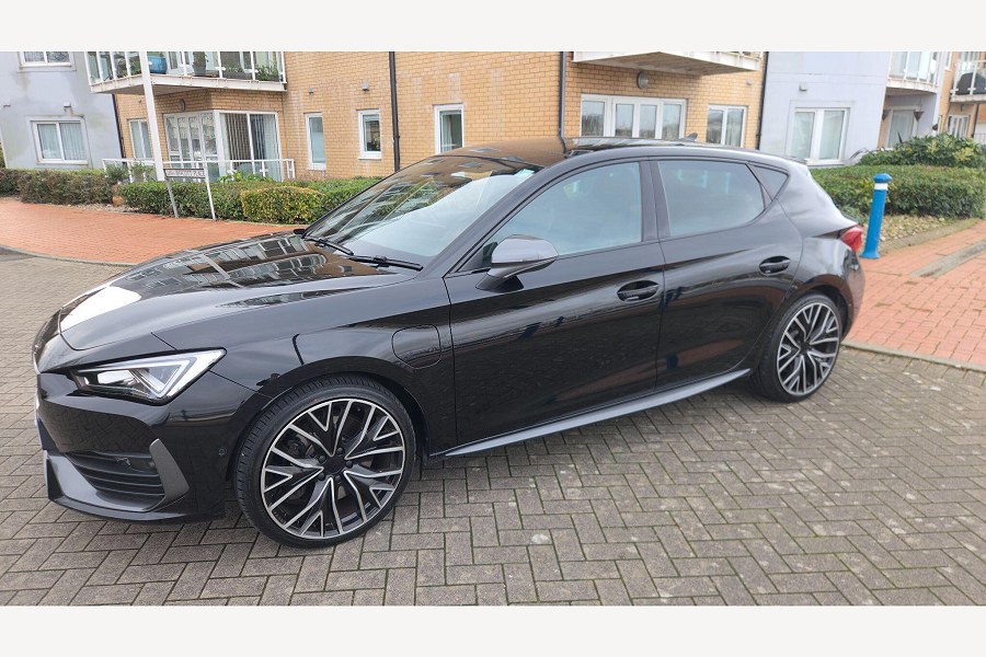 2024 CUPRA Leon photo 7