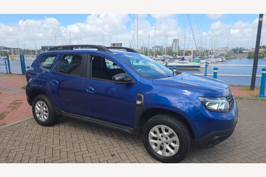 Dacia Duster photo 2